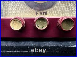 Vintage Silvertone AM/FM Vacuum Tube Radio #4204 Maroon Bakelite Working