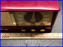 Vintage Silvertone AM/FM Vacuum Tube Radio #4204 Maroon Bakelite Working