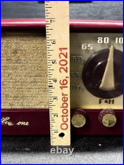 Vintage Silvertone AM/FM Vacuum Tube Radio #4204 Maroon Bakelite Working