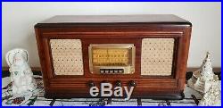 Vintage Silvertone R-1171 AM/SWithPolice Tube Radio (1941) RARE and COMPLETELY