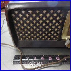 Vintage Silvertone Tube AM Radio