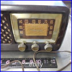 Vintage Silvertone Tube AM Radio