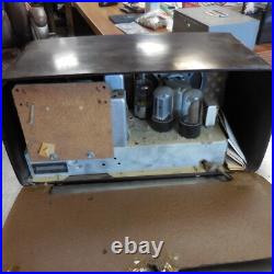 Vintage Silvertone Tube AM Radio