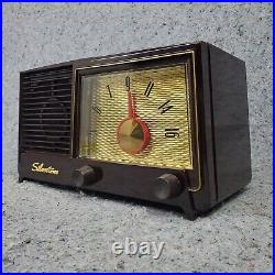 Vintage Silvertone Tube Radio Model 3004 AM Tabletop Bakelite MCM Sears Works
