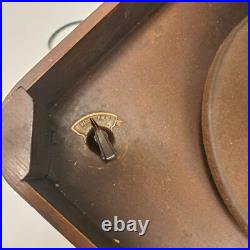 Vintage Silvertone Tube Radio & Turntable Wood Case Power Tested