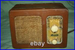 Vintage Small Air Castle Model 5050 Tube Radio Powers On-Tubes Glow -Has Sound