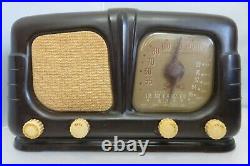 Vintage Sonora Standard Broadcast Tube AM/FM Radio Receiver Model WEU-262 WORKS
