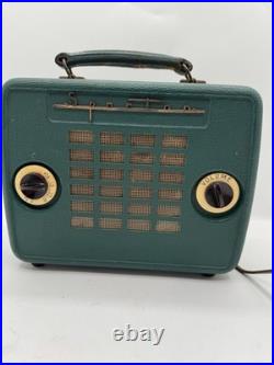 Vintage Sparton Model 309 Lunchbox Portable Tube Radio Green Powers On/ Hums