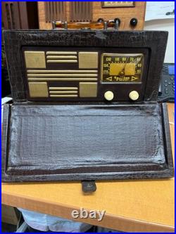 Vintage Sparton Tube Radio Model #6AM06 Wooden Case