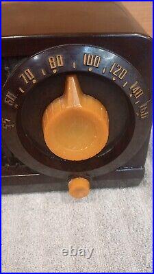 Vintage Stewart Warner 1952 Radio 2C Bakelite Model 9160 Mocha Brown Vacuum Tube