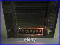 Vintage Stewart Warner Porta-Baradio 9008-A Tube Radio Bar Caddy withGlasses WORKS