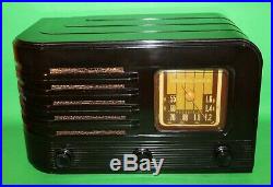 Vintage Stromberg Carlson MODEL 561 Bakelite Retro Radio RESTORED