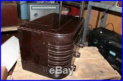 Vintage Stromberg Carlson (Model 541) Bakelite Retro Radio Bakelite Knobs Brown