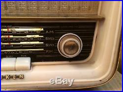 Vintage TELEFUNKEN Jubilate 5161W Tube Radio Made in Western Germany