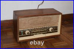 Vintage TELEFUNKEN SUPERHETERODYNE JUBILATE DE LUXE 5261W Tube Radio Tested