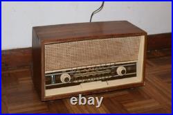 Vintage TELEFUNKEN SUPERHETERODYNE JUBILATE DE LUXE 5261W Tube Radio Tested