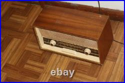 Vintage TELEFUNKEN SUPERHETERODYNE JUBILATE DE LUXE 5261W Tube Radio Tested