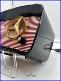 Vintage TRAV-LER Radio T-204 Pink Black RARE Tube Radio Travler WORKING Tabletop Vintage TRAV-LER Radio T-204 Pink Black RARE Tube Radio Travler WORKING Tabletop