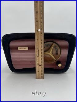 Vintage TRAV-LER Radio T-204 Pink Black RARE Tube Radio Travler WORKING Tabletop Vintage TRAV-LER Radio T-204 Pink Black RARE Tube Radio Travler WORKING Tabletop