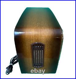 Vintage Telefunken GAVOTTE 8U German Tabletop Radio- Clean, Works