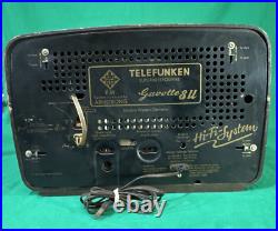 Vintage Telefunken GAVOTTE 8U German Tabletop Radio- Clean, Works