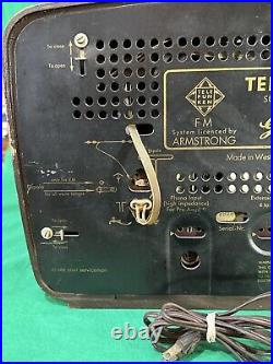 Vintage Telefunken GAVOTTE 8U German Tabletop Radio- Clean, Works