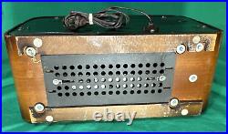 Vintage Telefunken GAVOTTE 8U German Tabletop Radio- Clean, Works