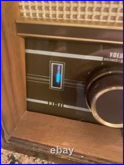 Vintage Telefunken concertino model 5384 AM/FM/SW withschematic Working! Lovely Vintage Telefunken concertino model 5384 AM/FM/SW withschematic Working! Lovely