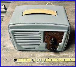 Vintage Temple Superhet Model G-418 Silvertone Metal Antique Tube Radio Midget