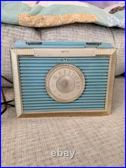 Vintage The Companion By BULOVA Portable Vacuum Tube Radio Teal Blue Gold Trim
