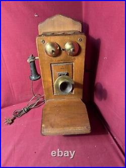 Vintage The Country Belle by Guild Wall Phone Tube Radio Tested