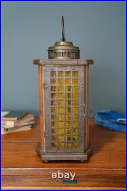 Vintage Town Crier Am/fm Tube Radio American Walnut Slag Glass MID Century
