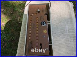 Vintage Travler Tube Radio AM super heterodyne MCM White Working