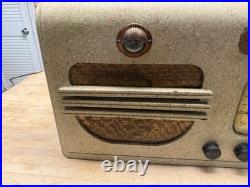 Vintage Tube AM Push Button Radio -unique Finish (RCA Westinghouse Hazeltine)