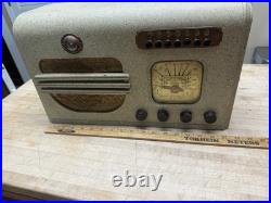 Vintage Tube AM Push Button Radio -unique Finish (RCA Westinghouse Hazeltine)