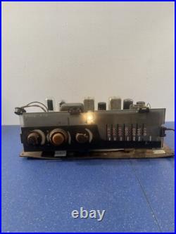 Vintage Tube Radio Chassis POWERS ON UNTESTED
