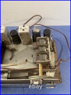 Vintage Tube Radio Chassis POWERS ON UNTESTED