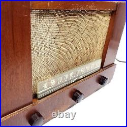 Vintage Tube Radio Coronado AM Tabletop Wood 43-8685 6 Tubes MCM Working