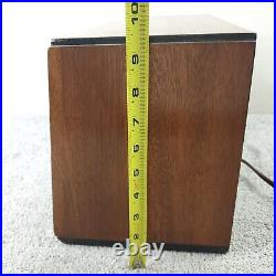Vintage Tube Radio General Electric Model 321 AM Wooden Tabletop Pushbutton GE