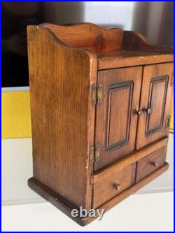 Vintage Tube Radio Guild Model 484 The Spice Chest Works Great & Excellent Con
