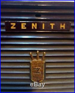 Vintage Tube Radio Made In USA Very Rare Zenith L 530 T Work Good Bakelite