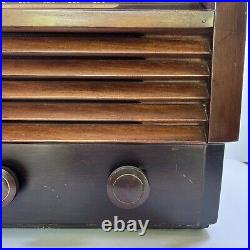 Vintage Tube Radio RCA Victor 56X3 Superheterodyne Wood 1945 Works Tabletop