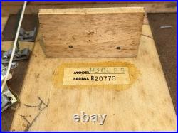 Vintage Tube Radio Westinghouse H-302P5 Portable Suitcase Radio MCM 1950