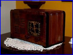Vintage Tube Radio Zenith 6D 538 The Toaster (1941) RESTORED & BEAUTIFUL