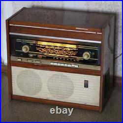 Vintage Tube Receiver Regonda. USSR