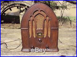 Vintage VERY RARE ANTIQUE RAOLA Cathedral Radio AM Police and shortwave Works