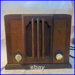 Vintage Vacuum Tube Radio Tested Working Missing Back Cover