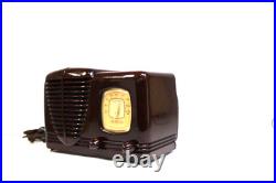 Vintage Very Nice Motorola Old Marbled Bakelite Automotive Theme Antique Radio