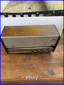 Vintage Vista 500 AM FM Tube Radio Mid Century MCM Wood Cabinet Atomic 1960s Vintage Vista 500 AM FM Tube Radio Mid Century MCM Wood Cabinet Atomic 1960s
