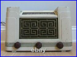 Vintage WESTINGHOUSE tube radio Model H-204 Broadcast AM FM bakelite cream 1948